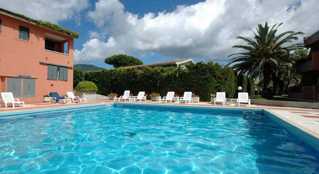 Appartamenti Maricampo By Helloelba Marina di Campo Eksteriør billede